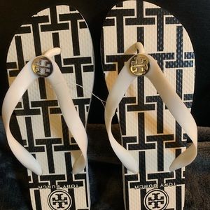 Tory Burch Flip Flops size 7